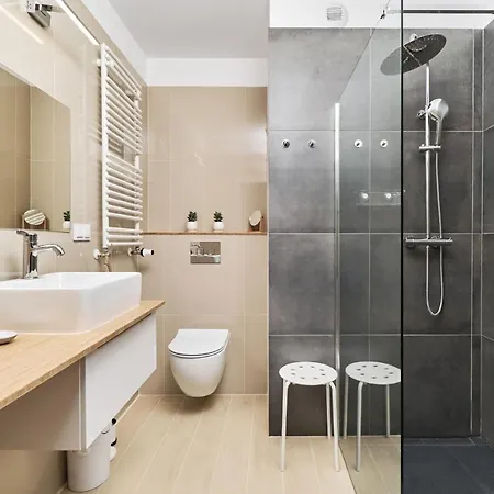 Ksiecia Witolda 32 By Renters Apartmán *